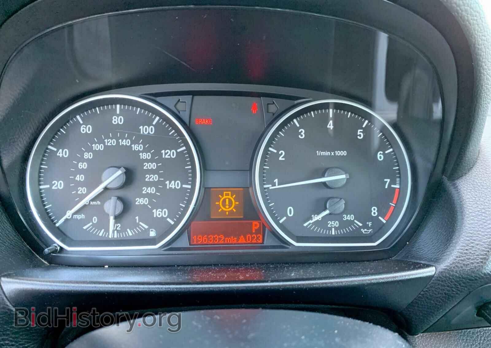2011 BMW 1 SERIES - VIN: WBAUC9C52BVM10838 - Фото 8