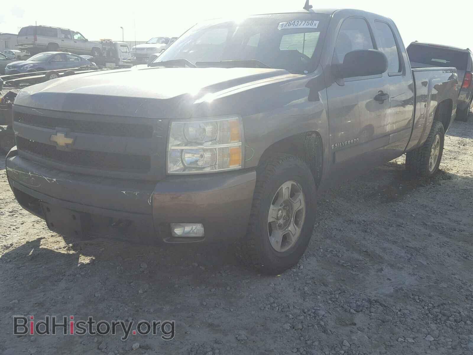 2007 CHEVROLET SILVERADO - VIN: 2GCEK19C471550979 - Фото 2