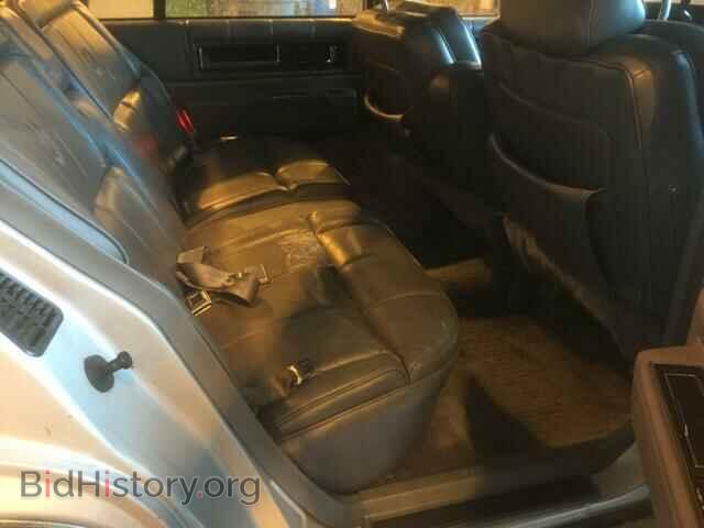 1988 CADILLAC DEVILLE - VIN: 1G6CD5153J4214616 - Фото 6