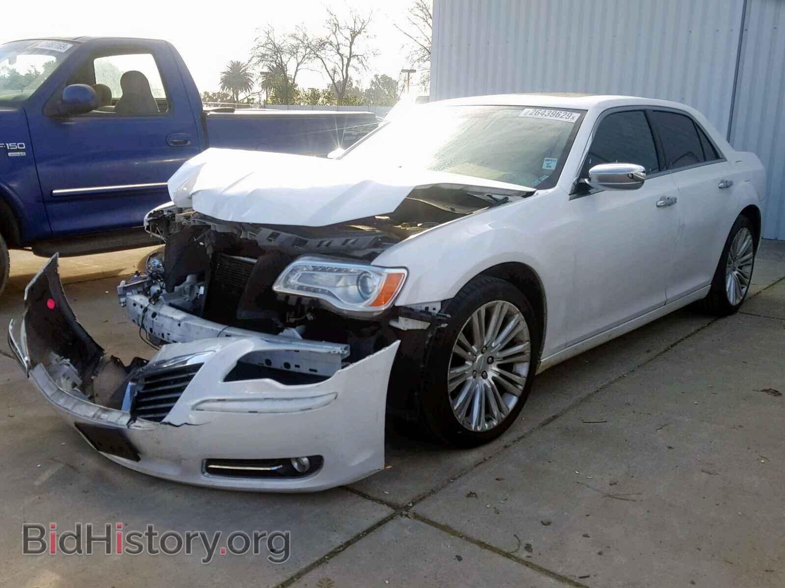 2011 CHRYSLER 300 - VIN: 2C3CA5CG4BH537859 - Фото 2