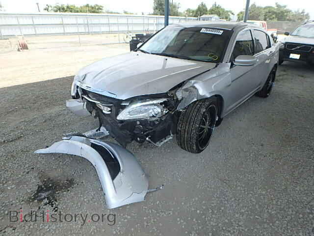 2012 CHRYSLER 200 - VIN: 1C3CCBAB7CN261797 - Фото 2