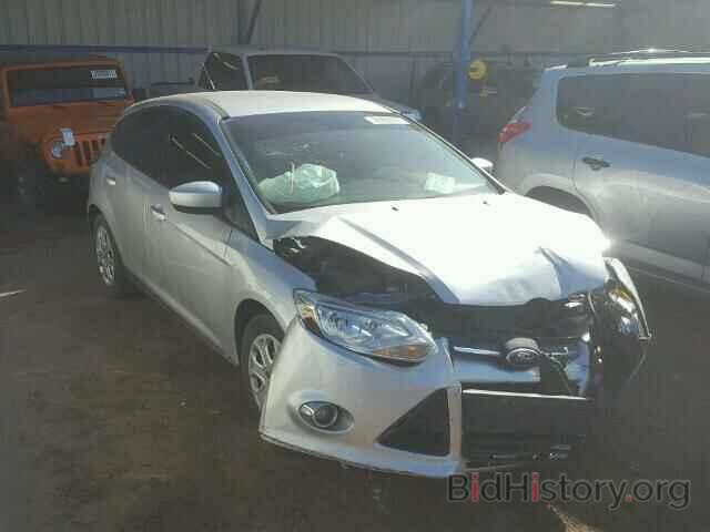 Photo 1FAHP3K26CL451215 - FORD FOCUS 2012