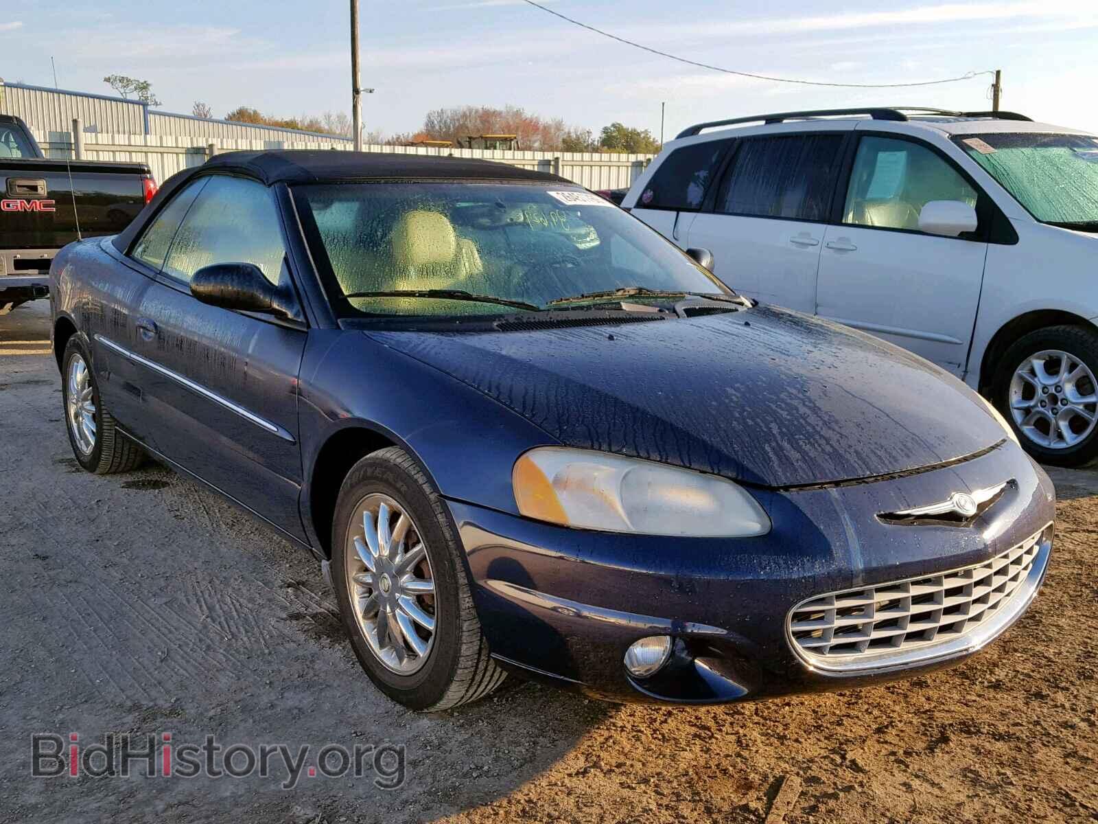 Photo 1C3EL65R42N199930 - CHRYSLER SEBRING 2002