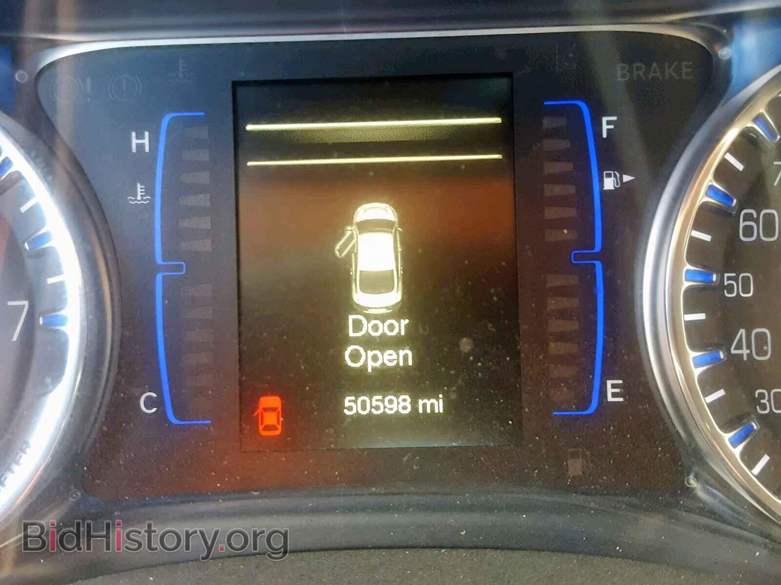 2016 CHRYSLER 200 - VIN: 1C3CCCAB4GN150880 - Photo 8
