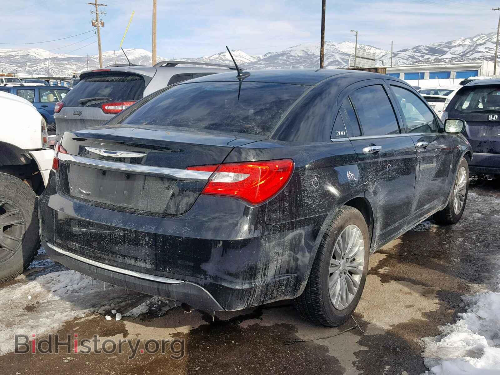 2012 CHRYSLER 200 - VIN: 1C3CCBCB3CN221570 - Фото 4