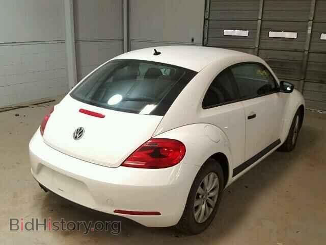 2013 VOLKSWAGEN BEETLE - VIN: 3VWFP7AT3DM644017 - Фото 4