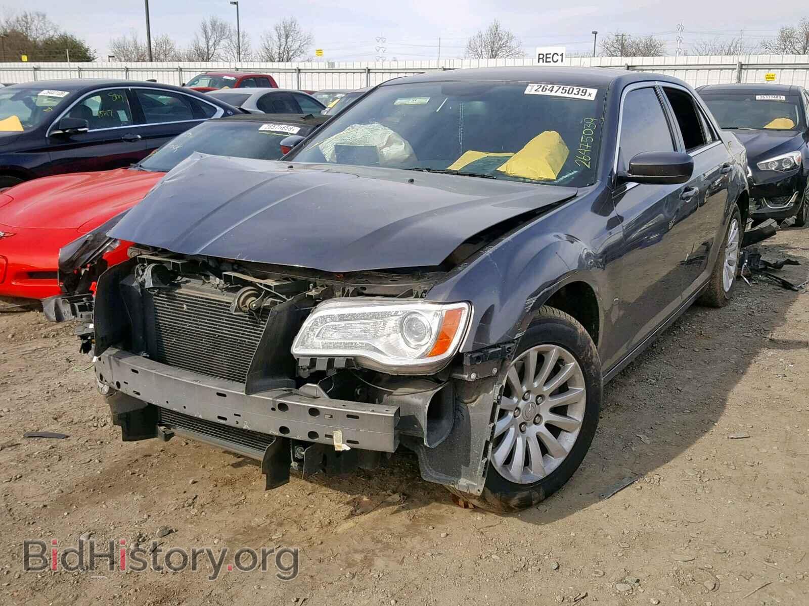 2014 CHRYSLER 300 - VIN: 2C3CCAAG8EH380461 - Фото 2