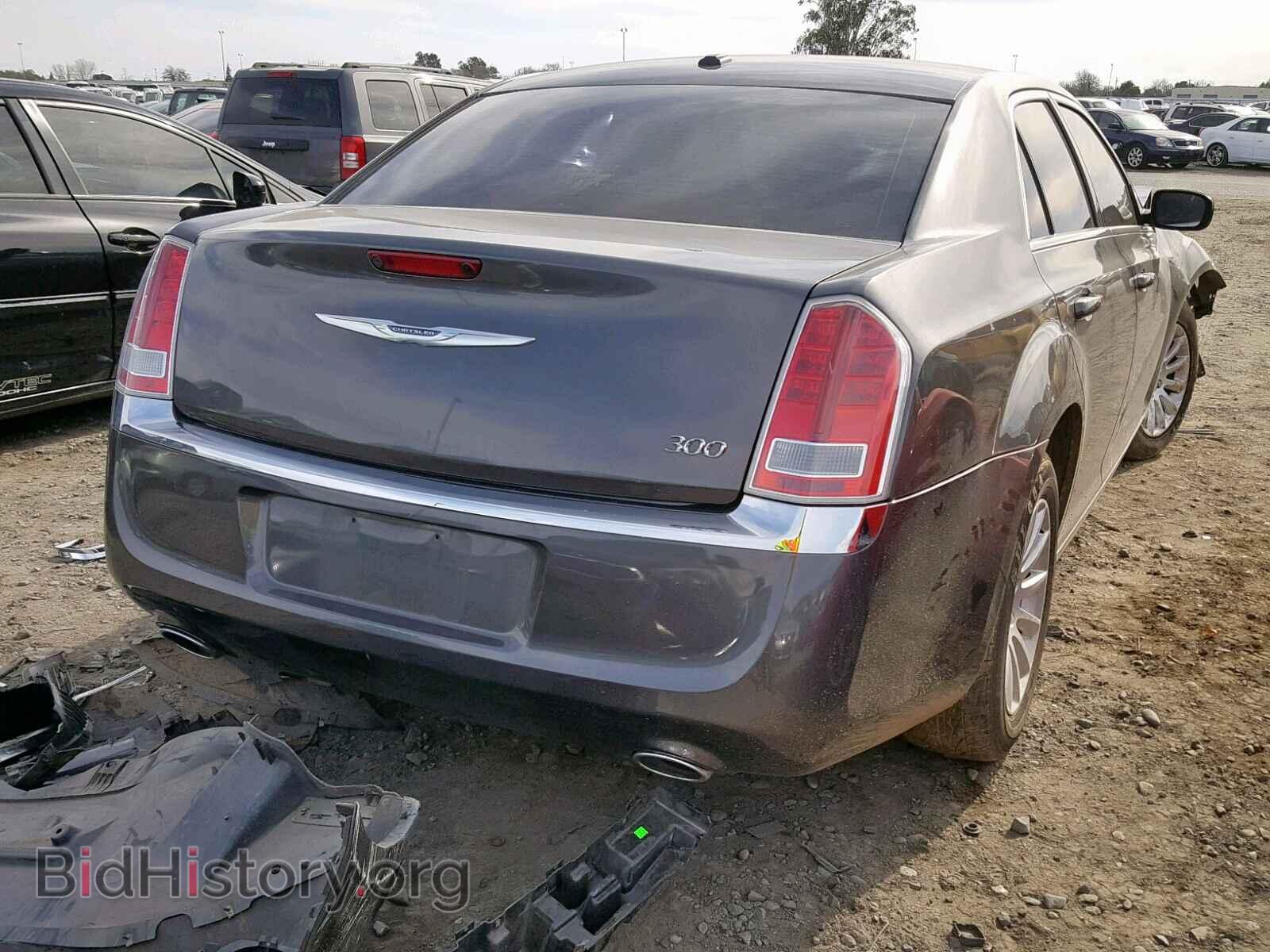 2014 CHRYSLER 300 - VIN: 2C3CCAAG8EH380461 - Фото 4