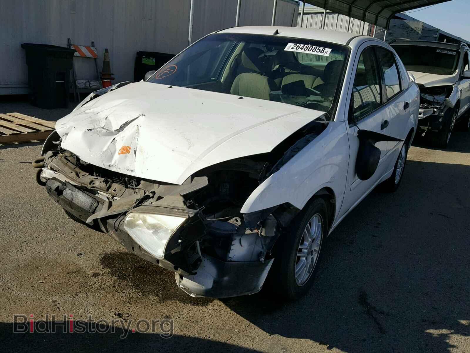 2005 FORD FOCUS - VIN: 1FAFP34N45W247349 - Фото 2