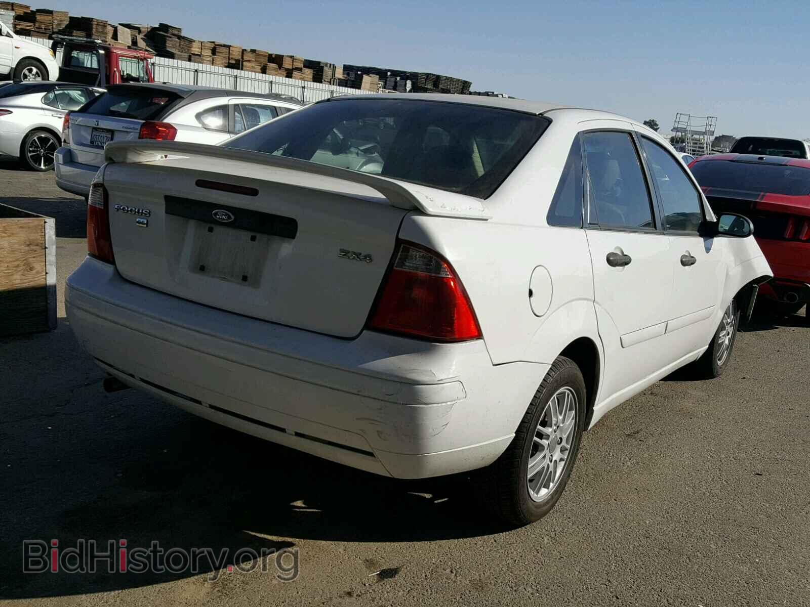 2005 FORD FOCUS - VIN: 1FAFP34N45W247349 - Фото 4