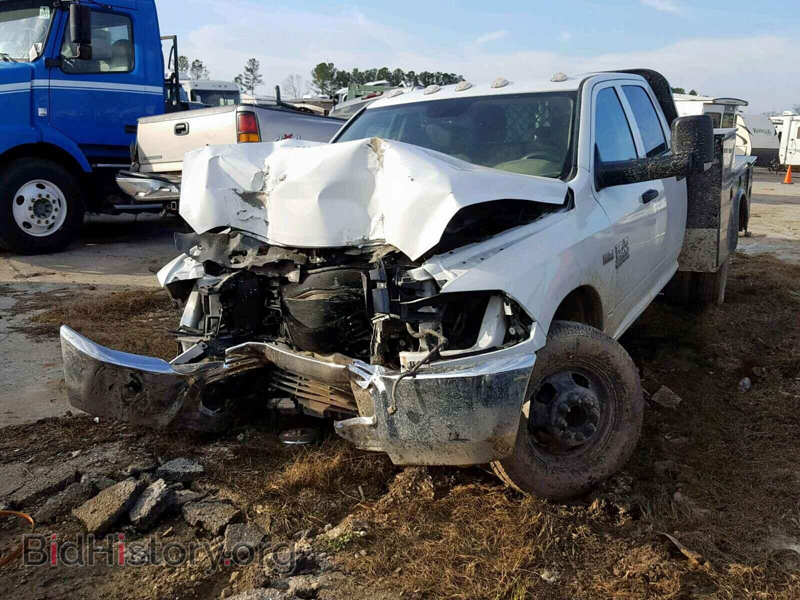 2015 RAM 3500 - VIN: 3C7WRTCJ4FG625708 - Фото 2