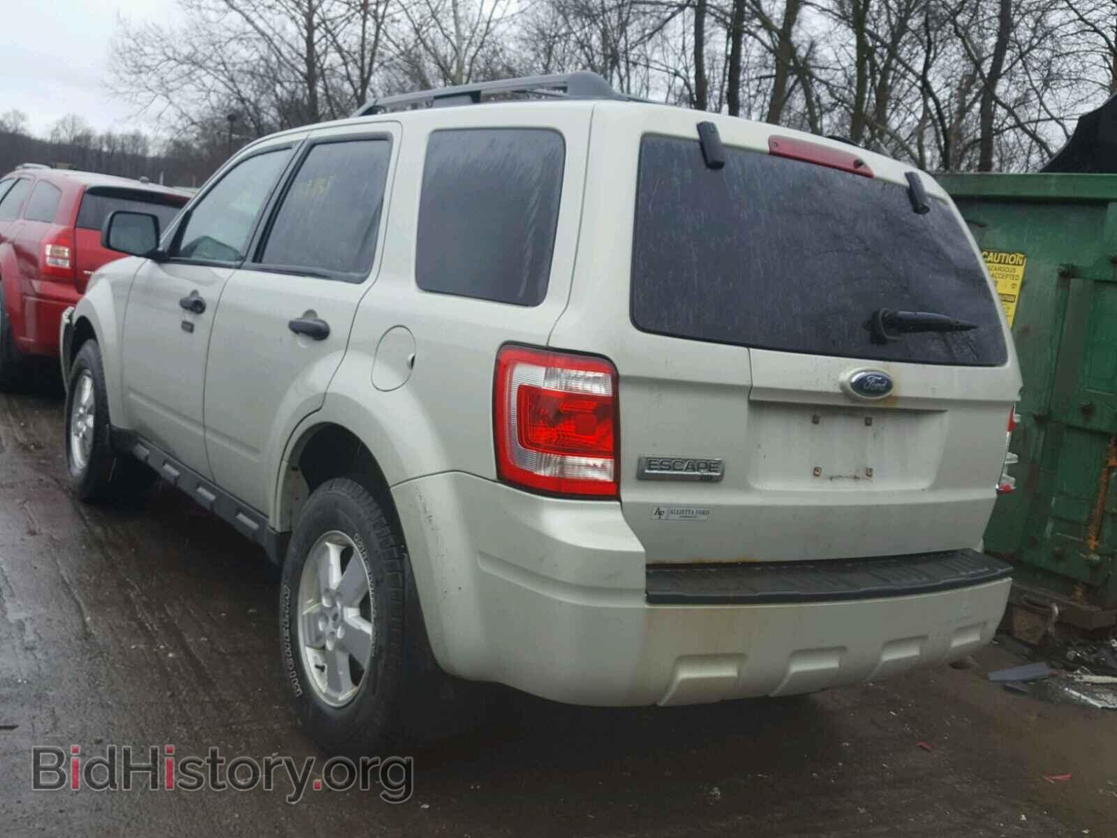 2009 FORD ESCAPE - VIN: 1FMCU03729KC85288 - Фото 3