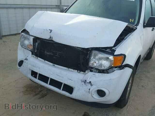 2011 FORD ESCAPE - VIN: 1FMCU0C74BKA76138 - Photo 9