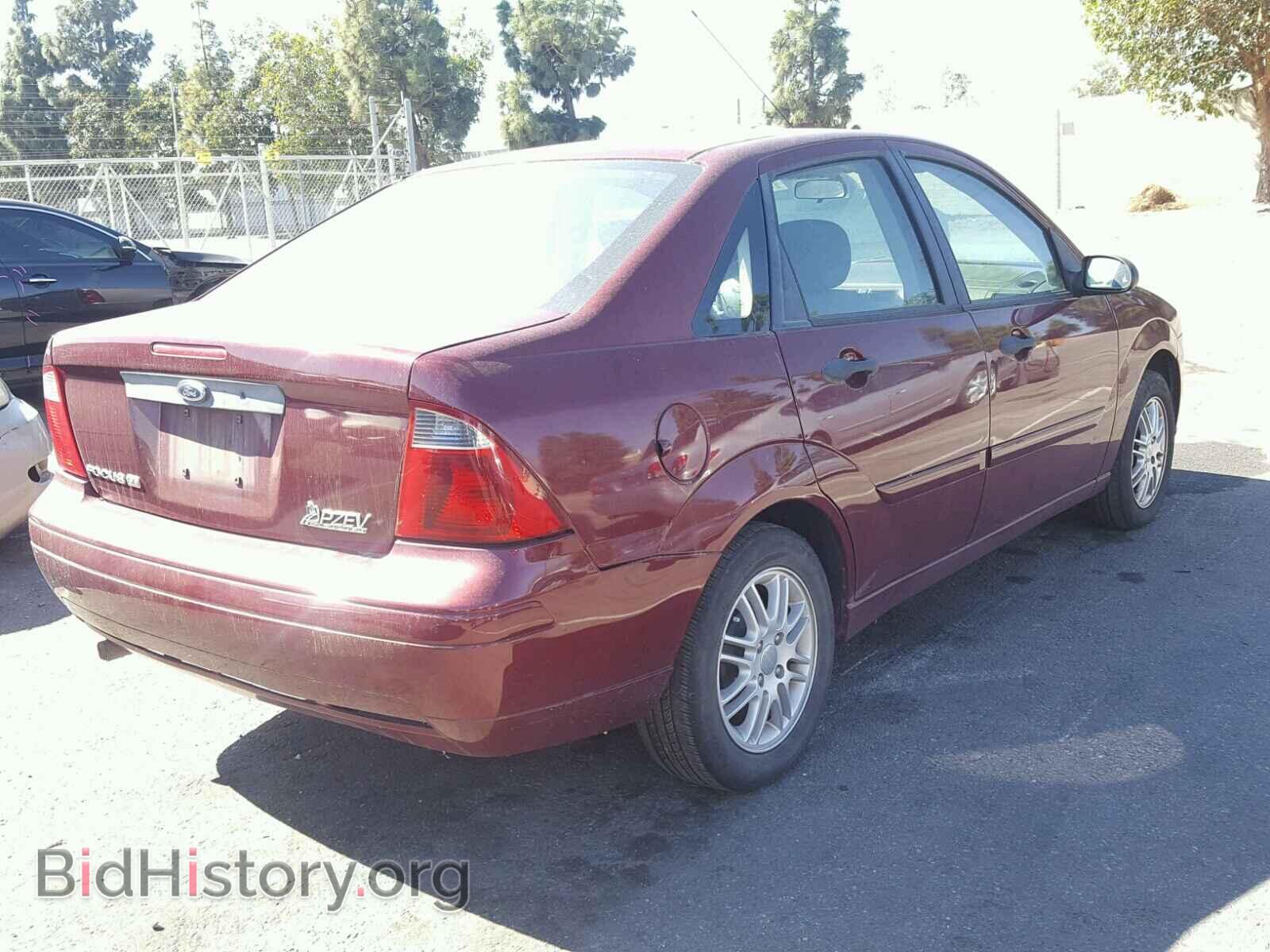 2007 FORD FOCUS - VIN: 1FAFP34N97W267678 - Фото 4