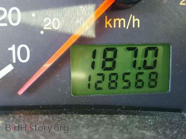 2006 FORD FOCUS - VIN: 1FAFP34N16W158582 - Фото 8