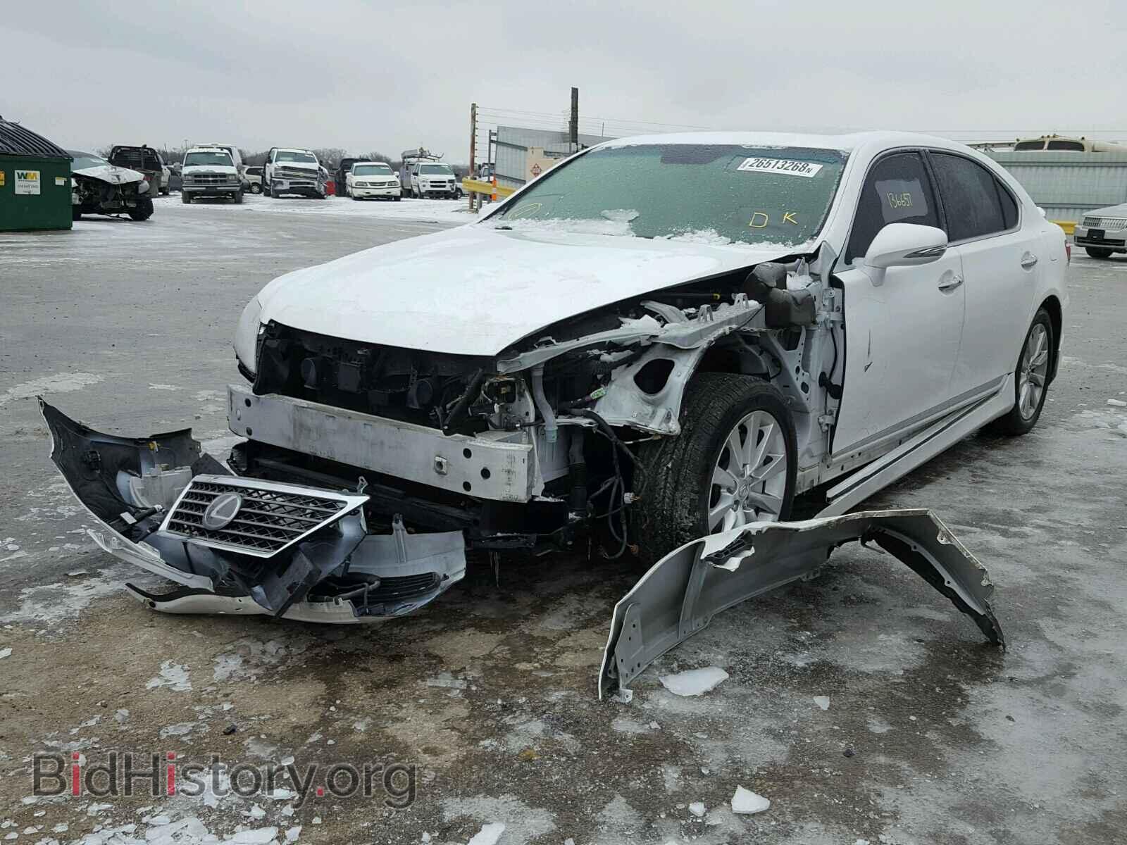 2010 LEXUS LS460 - VIN: JTHDL5EF0A5002045 - Photo 2