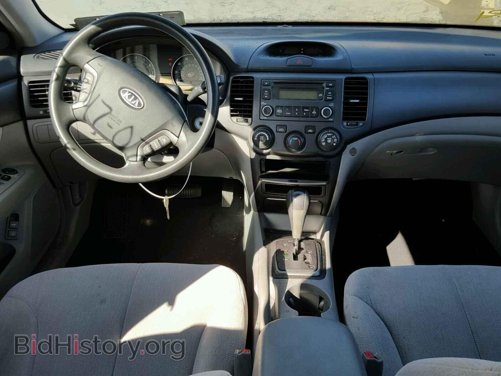 2007 KIA OPTIMA - VIN: KNAGE123775121938 - Фото 9