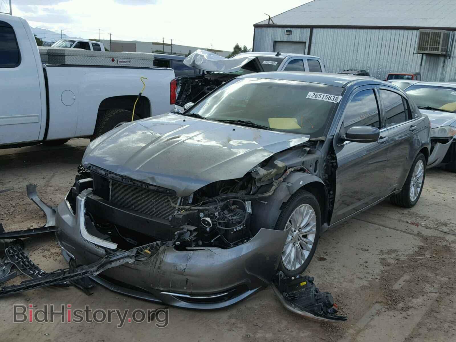 2013 CHRYSLER 200 - VIN: 1C3CCBBB5DN694065 - Фото 2