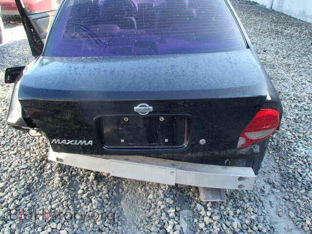 2000 NISSAN MAXIMA - VIN: JN1CA31A9YT213965 - Photo 10