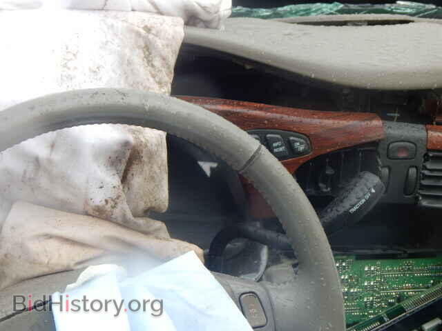 2001 CADILLAC DEVILLE - VIN: 1G6KD54Y01U227115 - Фото 8