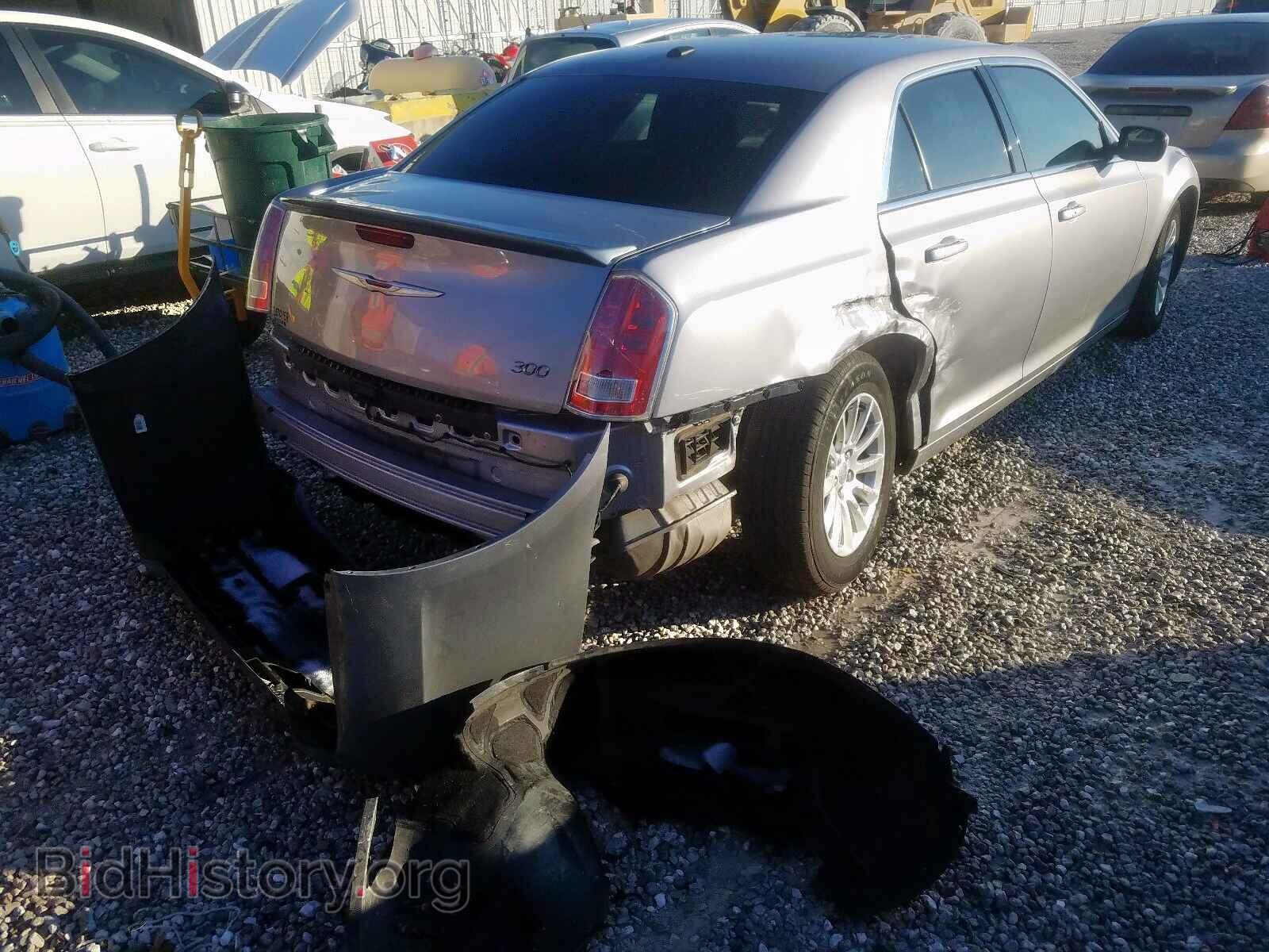 2014 CHRYSLER 300 - VIN: 2C3CCAAG6EH289186 - Фото 4