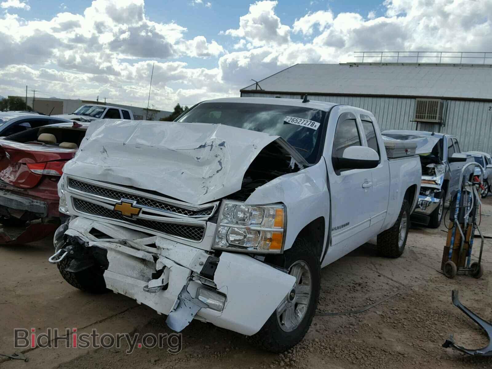 2013 CHEVROLET SILVERADO - VIN: 1GCRKSE72DZ337421 - Фото 2
