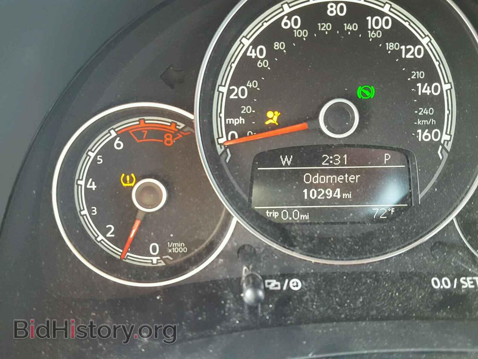 2017 VOLKSWAGEN BEETLE - VIN: 3VWF17AT2HM617396 - Фото 8