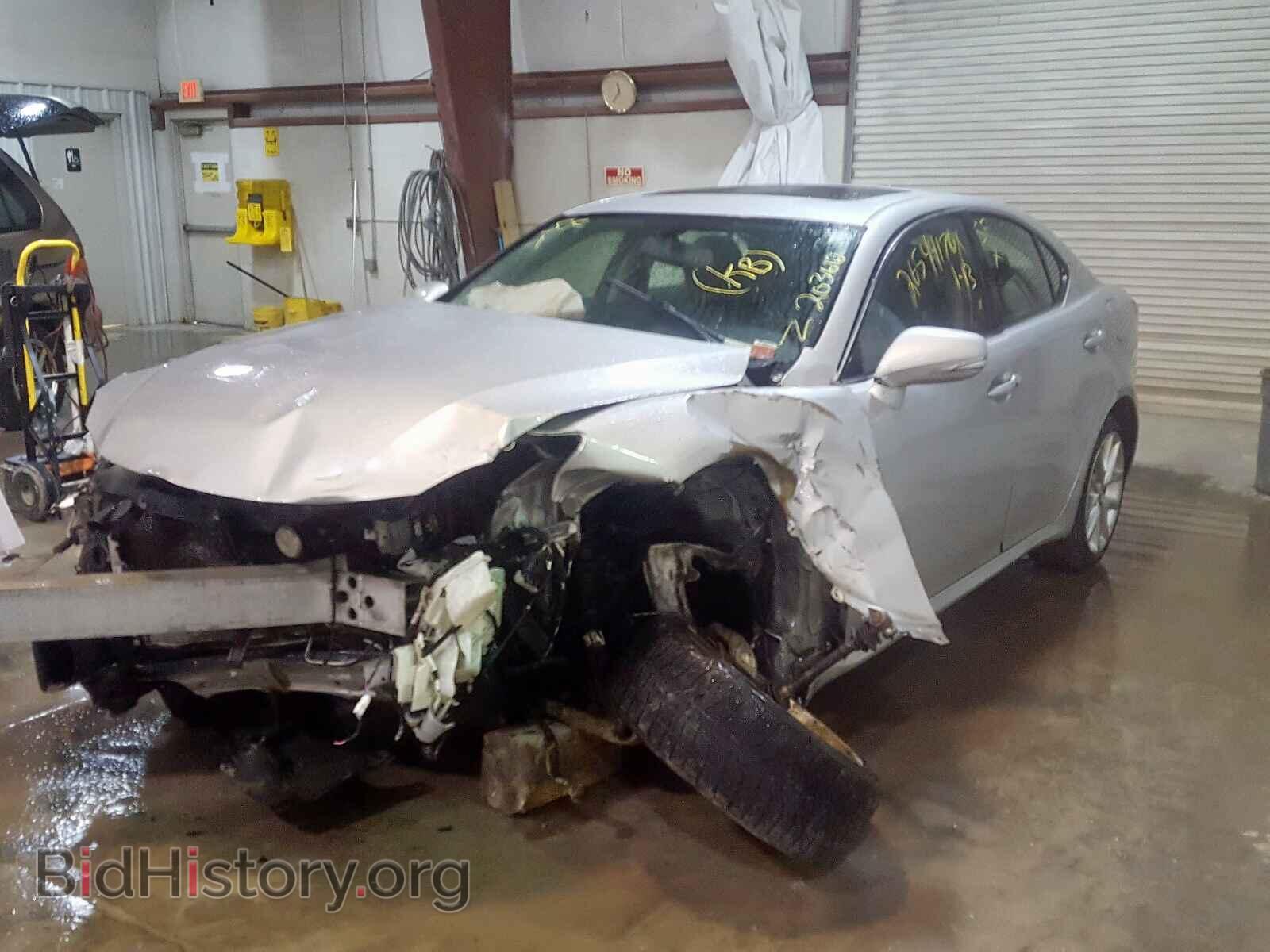 2011 LEXUS IS - VIN: JTHCF5C24B5051365 - Фото 2
