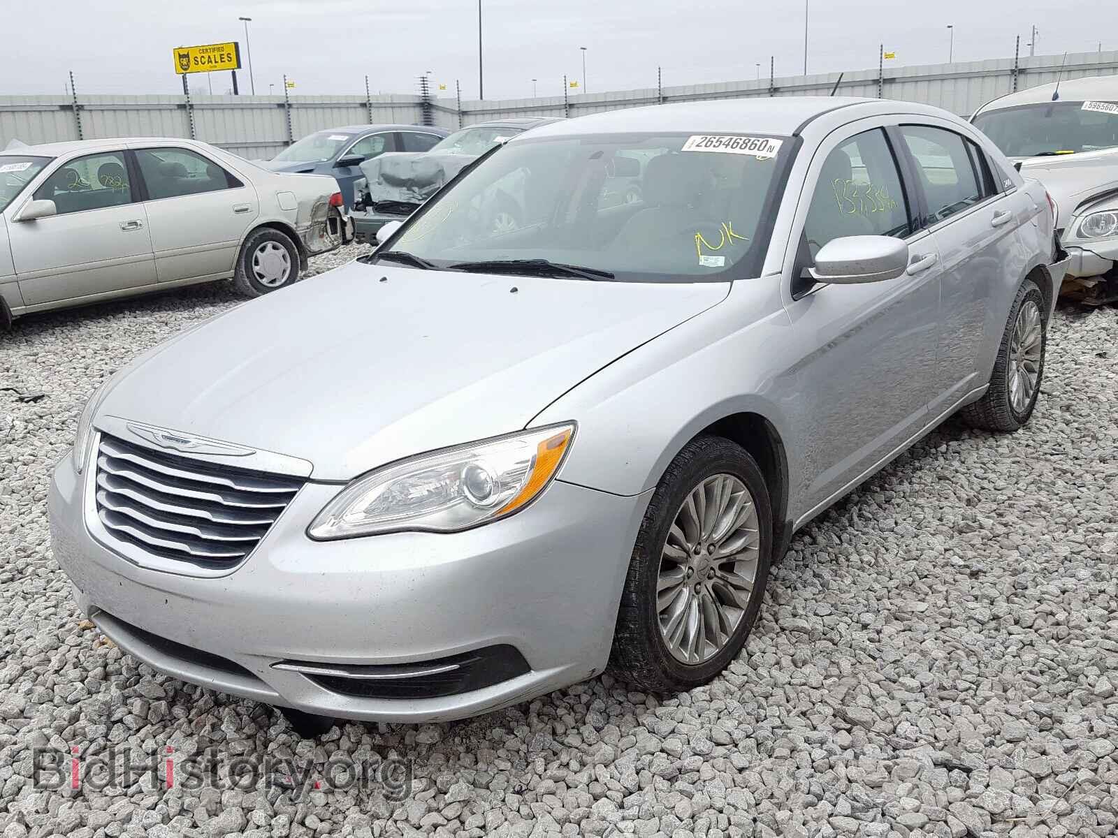 2012 CHRYSLER 200 - VIN: 1C3CCBAB7CN248919 - Фото 2