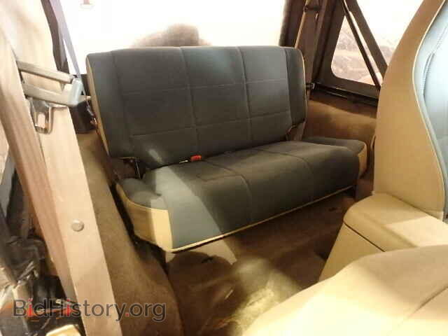2000 JEEP WRANGLER - VIN: 1J4FA59S7YP701849 - Photo 6