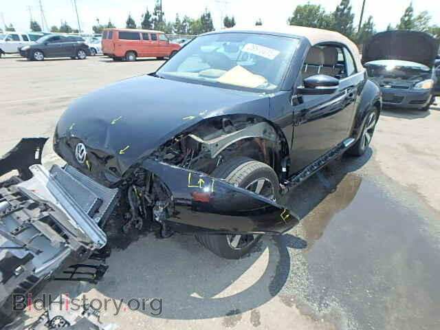 2013 VOLKSWAGEN BEETLE - VIN: 3VW7A7AT7DM802462 - Фото 2