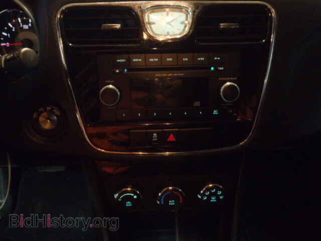 2013 CHRYSLER 200 - VIN: 1C3CCBAB3DN705422 - Фото 9