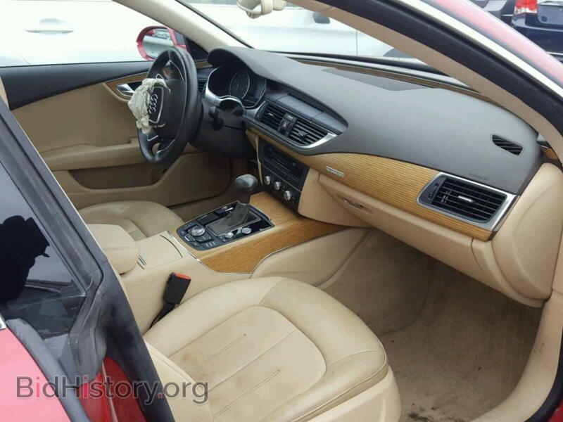2012 Audi A7 (VIN WAUYGAFC1CN168630) — фото 5 из 10