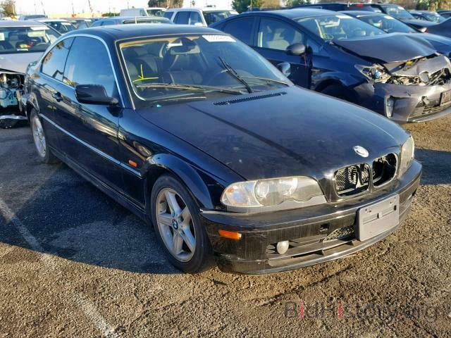 Photo WBABN73413PJ16110 - BMW 325 CI 2003