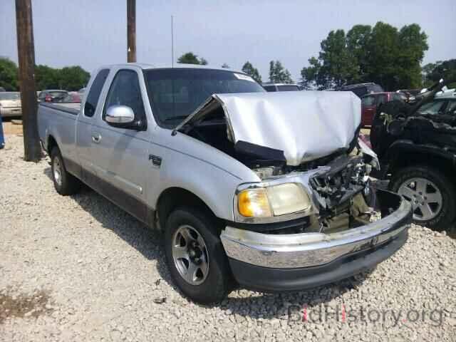 Photo 1FTRX17L7YNC07461 - FORD F150 2000