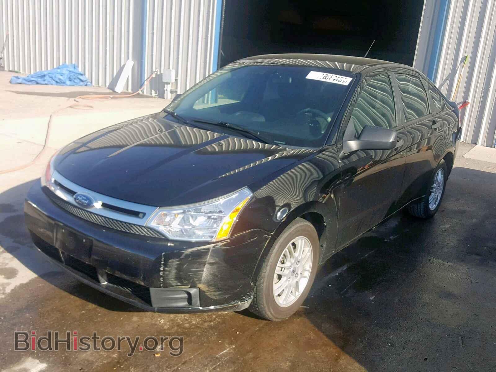 2010 FORD FOCUS SE - VIN: 1FAHP3FN8AW228741 - Фото 2