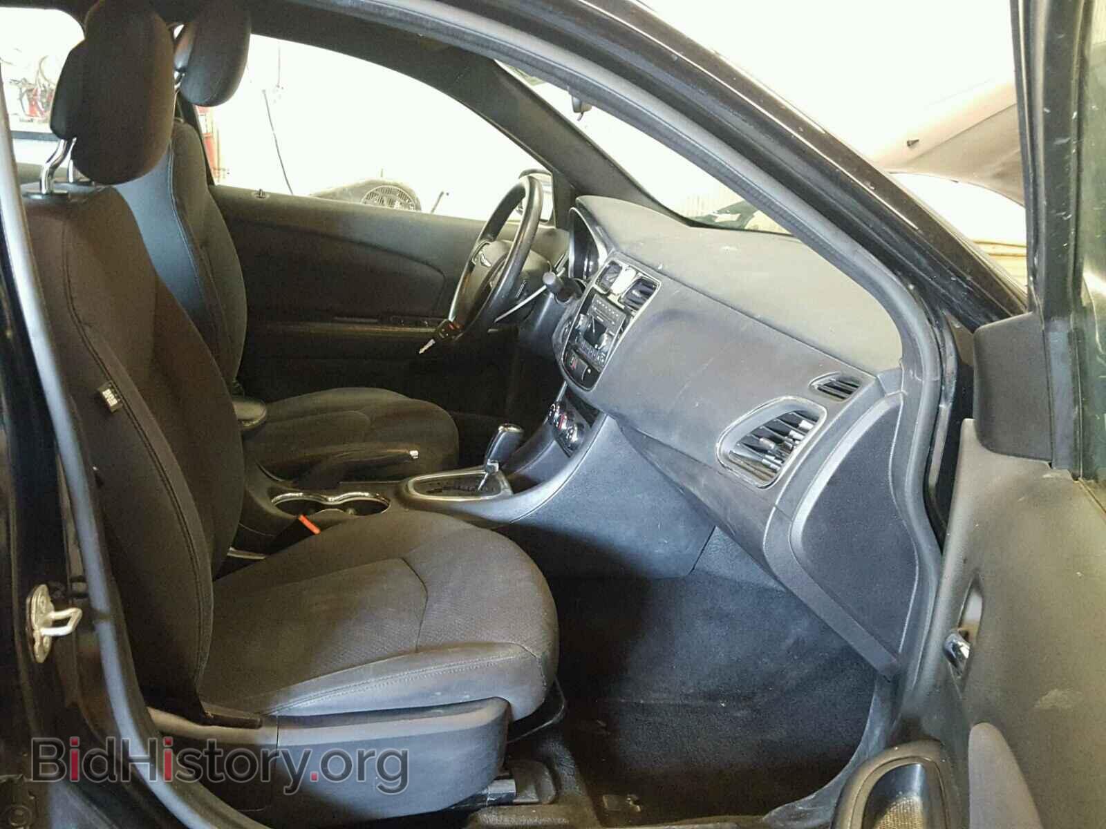2014 CHRYSLER 200 - VIN: 1C3CCBAB6EN207670 - Фото 5