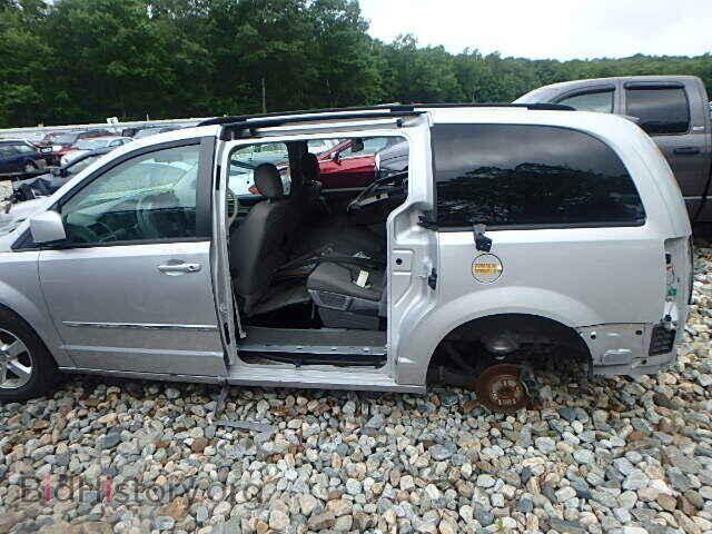 2010 DODGE CARAVAN - VIN: 2D4RN5D19AR234561 - Фото 9