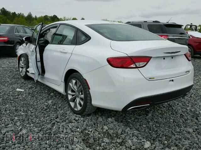 2015 CHRYSLER 200 - VIN: 1C3CCCBB7FN704913 - Photo 3