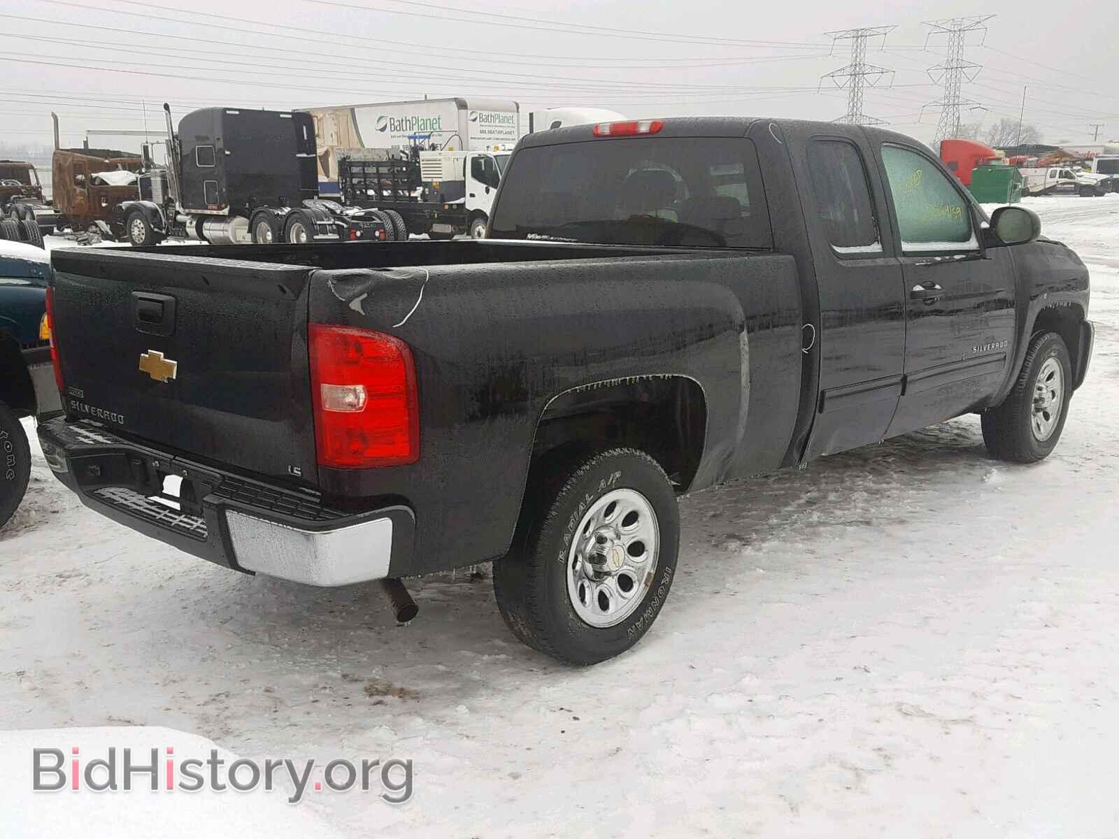 2011 CHEVROLET SILVERADO - VIN: 1GCRCREA5BZ366457 - Фото 4