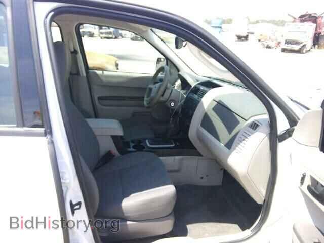 2011 FORD ESCAPE - VIN: 1FMCU0C78BKC55234 - Фото 5