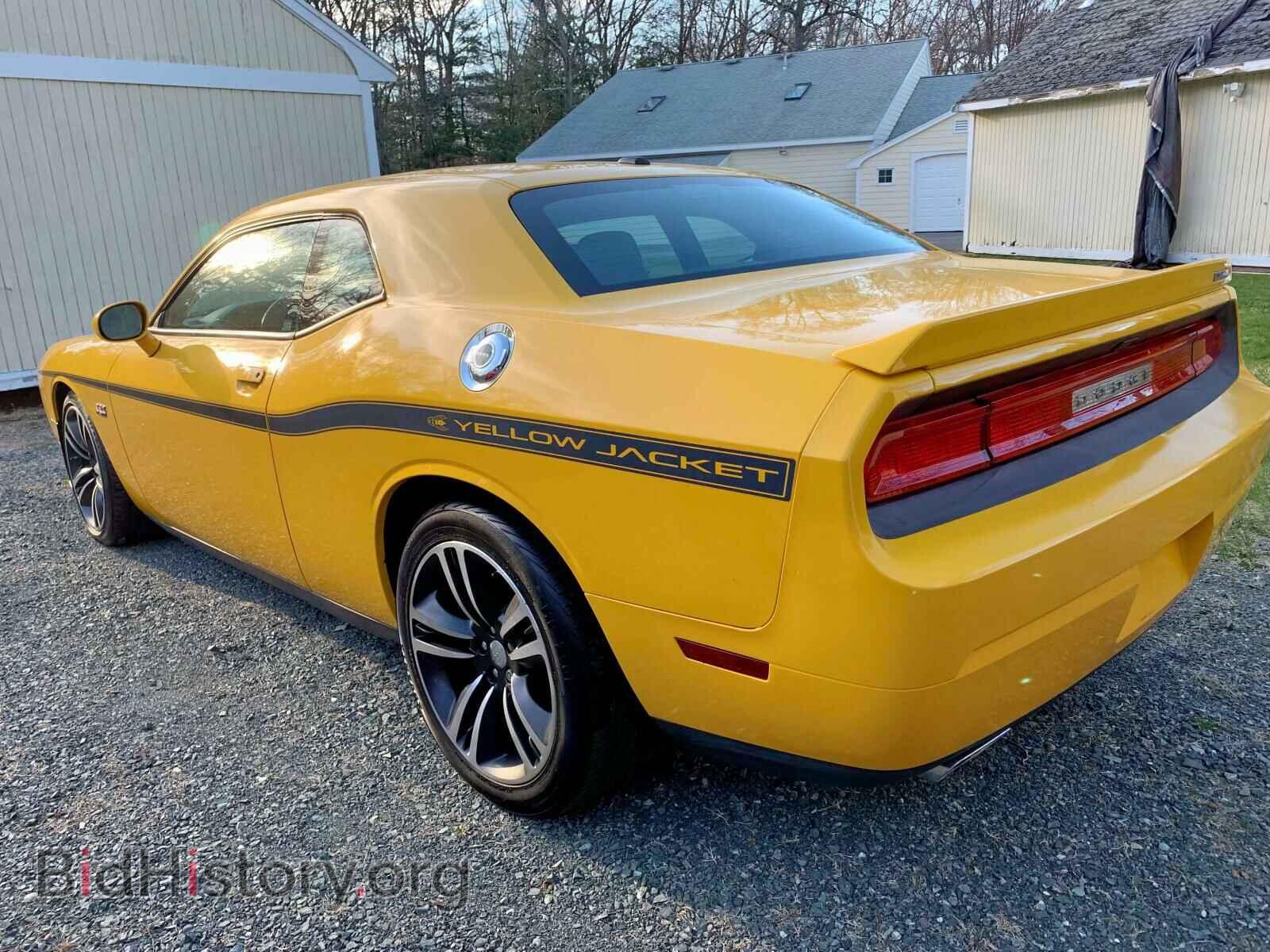 2012 DODGE CHALLENGER - VIN: 2C3CDYCJ9CH208421 - Фото 3