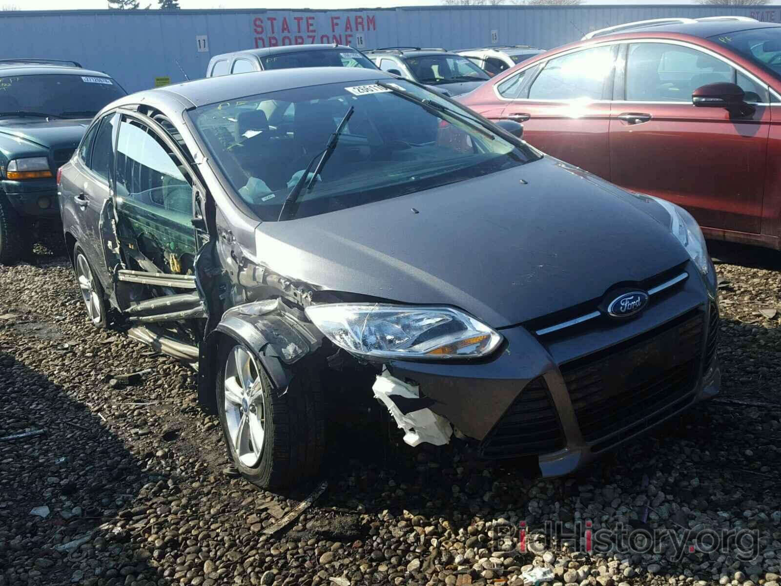 Photo 1FAHP3F24CL479878 - FORD FOCUS 2012