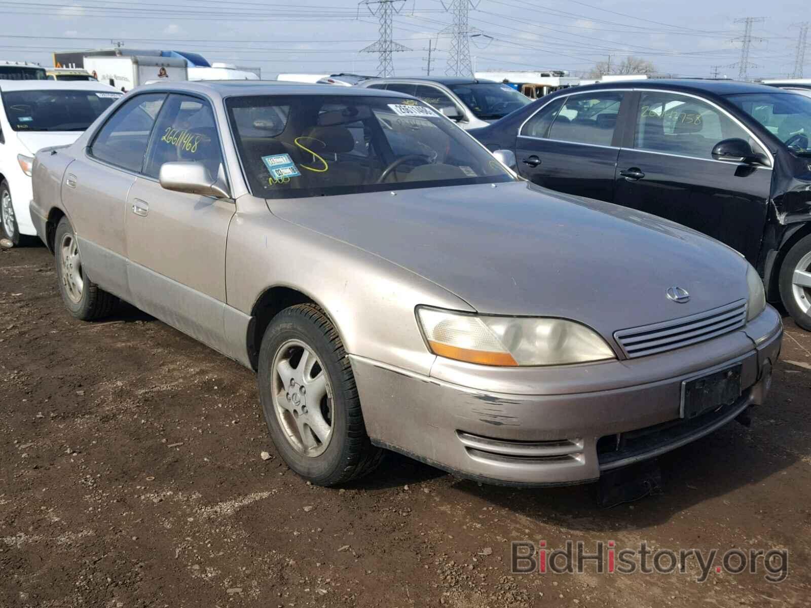 Photo JT8BF12G5T0172986 - LEXUS ES300 1996