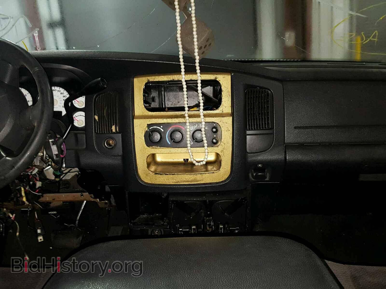 2004 DODGE RAM 1500 - VIN: 1D7HA18N04J261107 - Фото 9