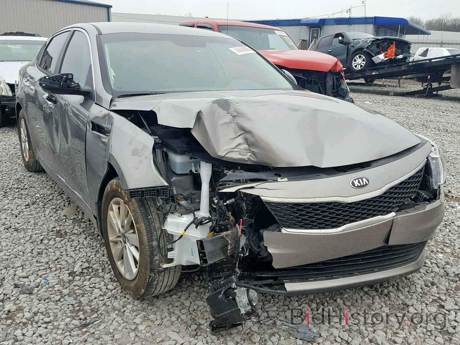 Photo 5XXGT4L30HG155337 - KIA OPTIMA 2017