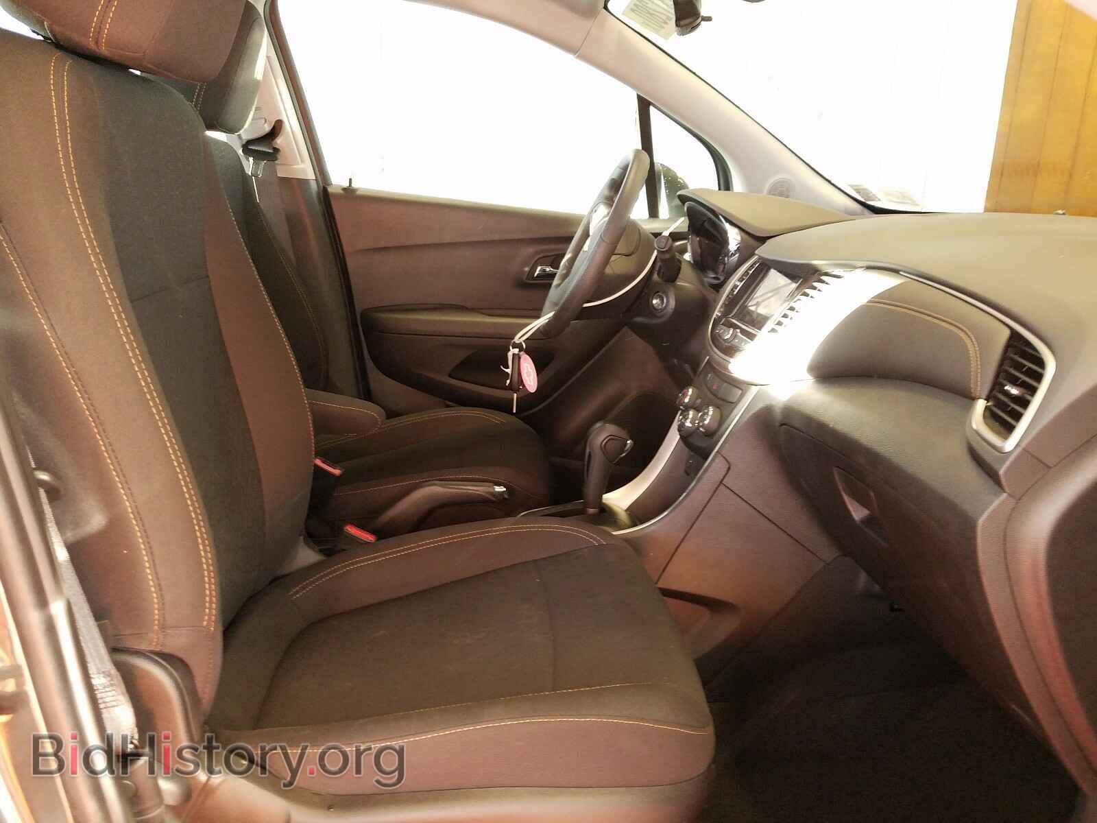 2019 CHEVROLET TRAX - VIN: 3GNCJNSB3KL367719 - Фото 5