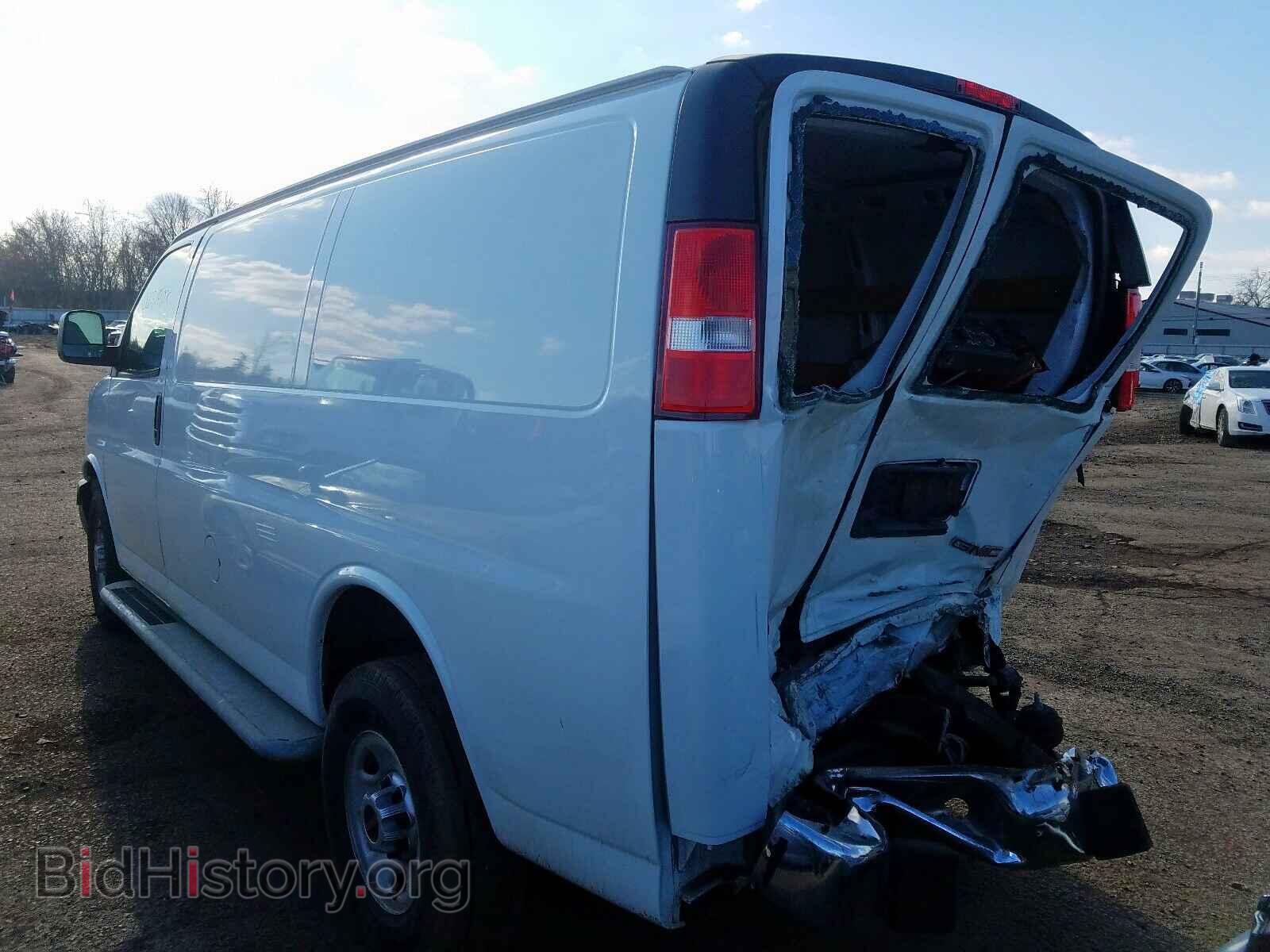 2017 GMC SAVANA - VIN: 1GTW7AFF2H1904154 - Фото 3