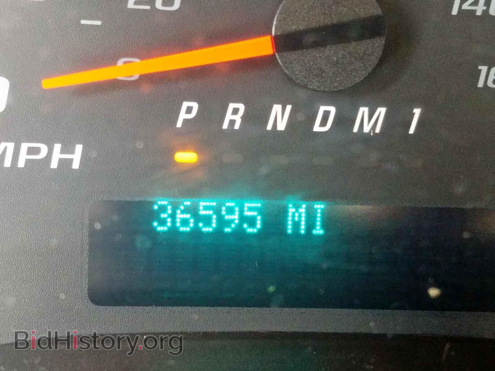 2017 GMC SAVANA - VIN: 1GTW7AFF2H1904154 - Фото 8