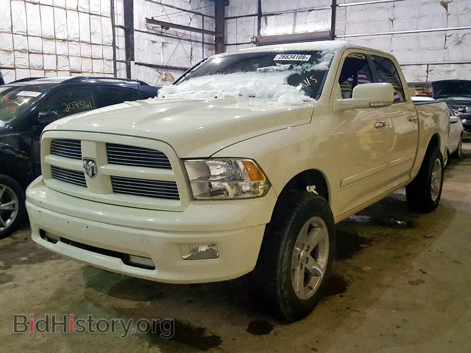 2010 DODGE RAM 1500 - VIN: 1D7RB1CT8AS226702 - Фото 2
